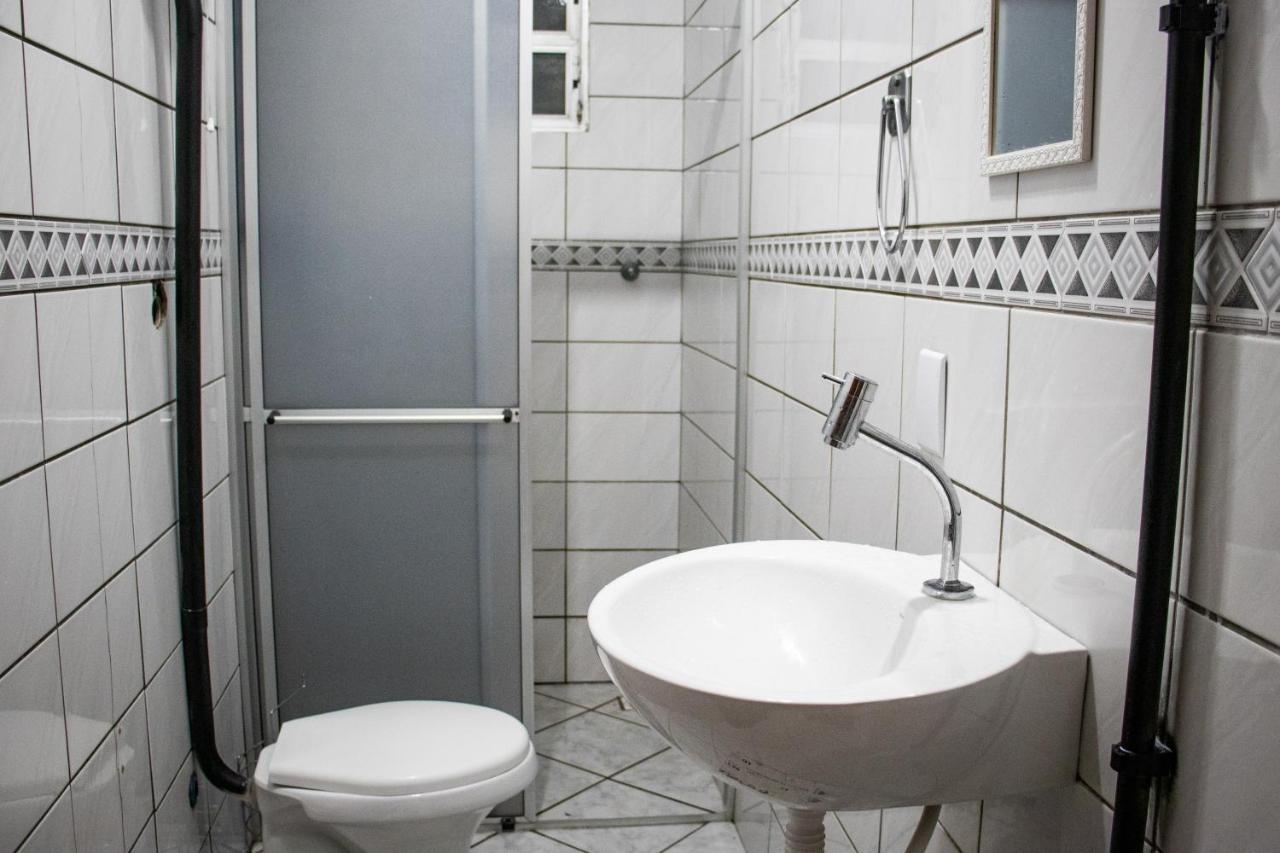 Esquina 8 Suites Confort & Hostel Флорианополис Экстерьер фото